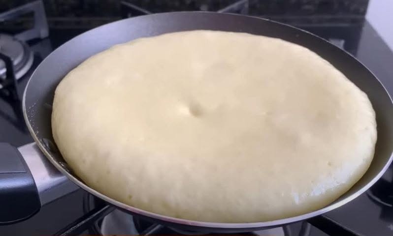 Pão de Maisena na Frigideira